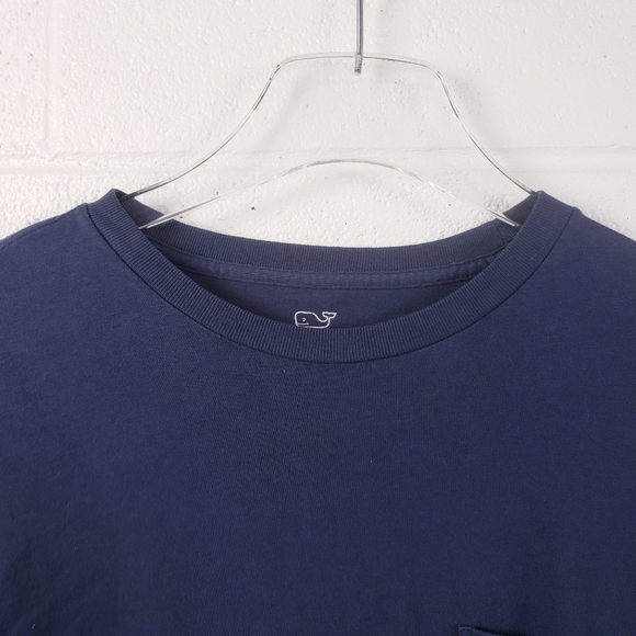 Vineyard Vines Every Tailgate Should Feel This Good Long Sleeve Tee Men's Medium - Picture 3 of 9